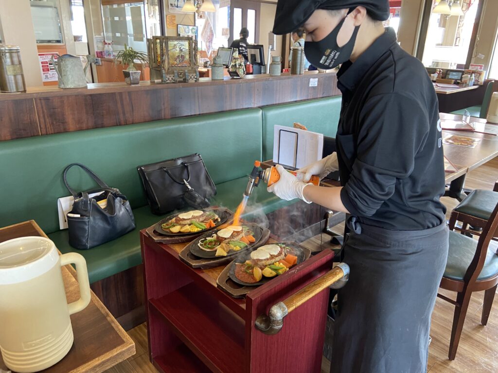 GGCハンバーグ新メニュー開発