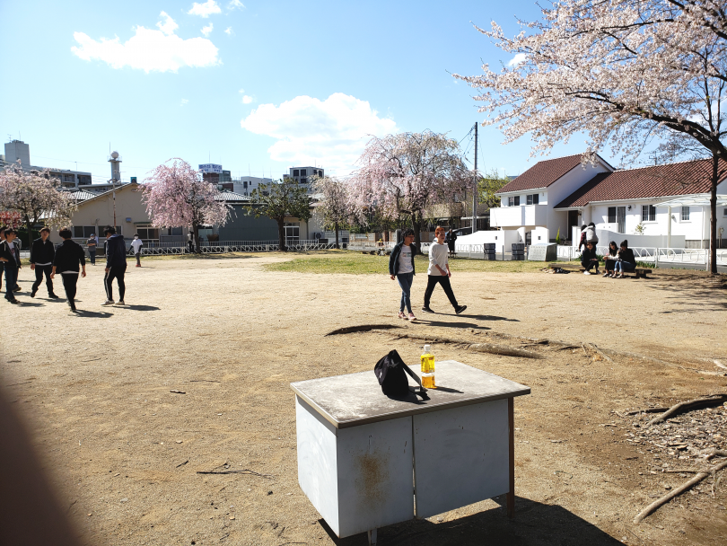 会場の古市町公園